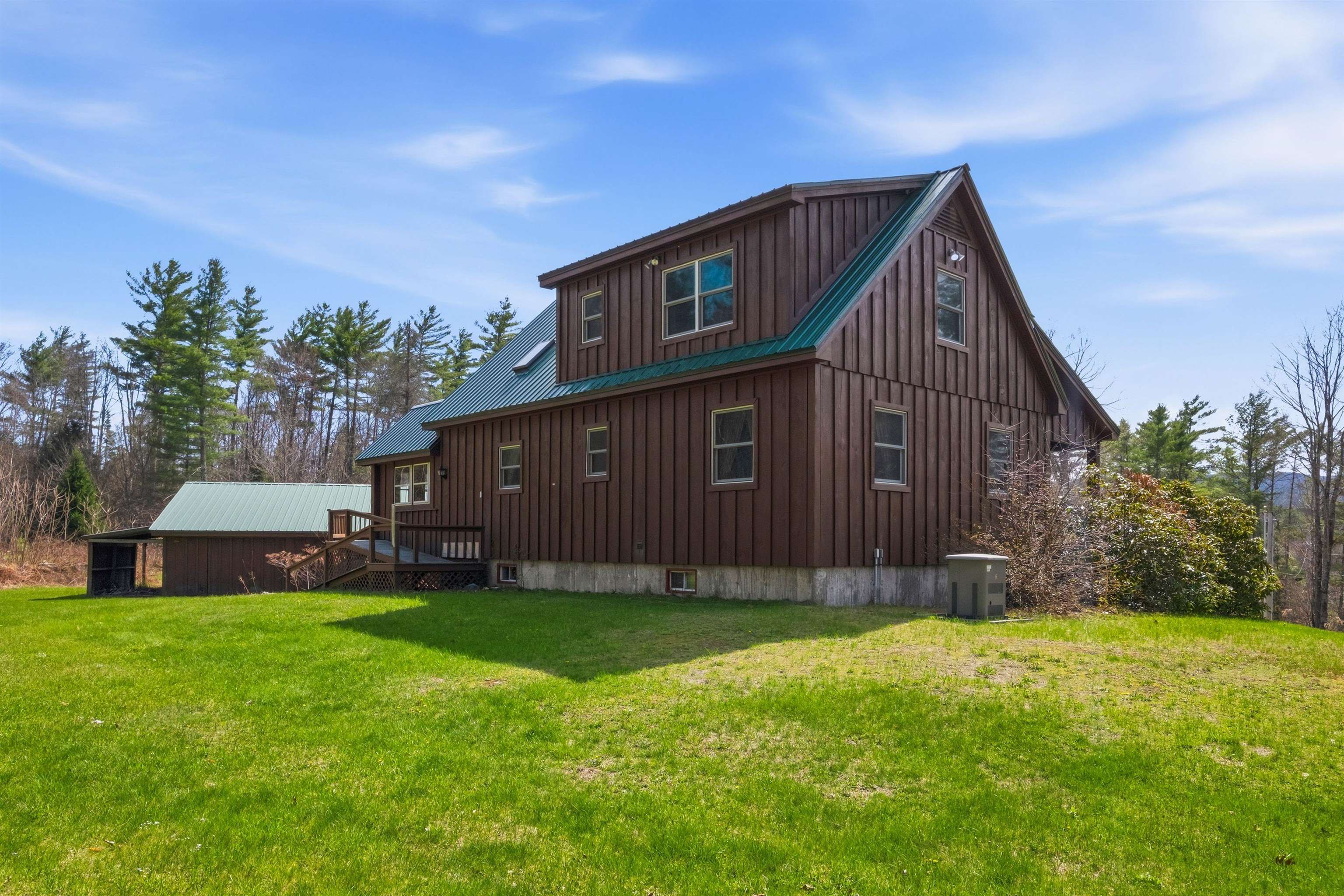 218 E Side Road