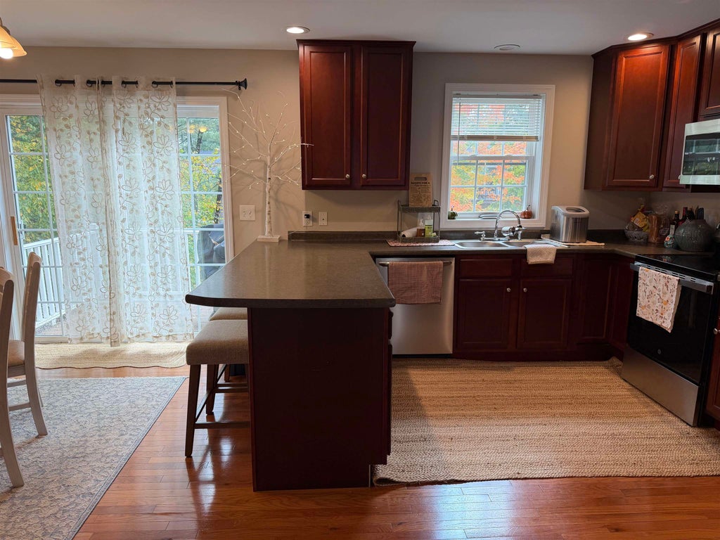 Photo of 17 Centennial Drive, Dover, NH 03820 (MLS # 5114874)