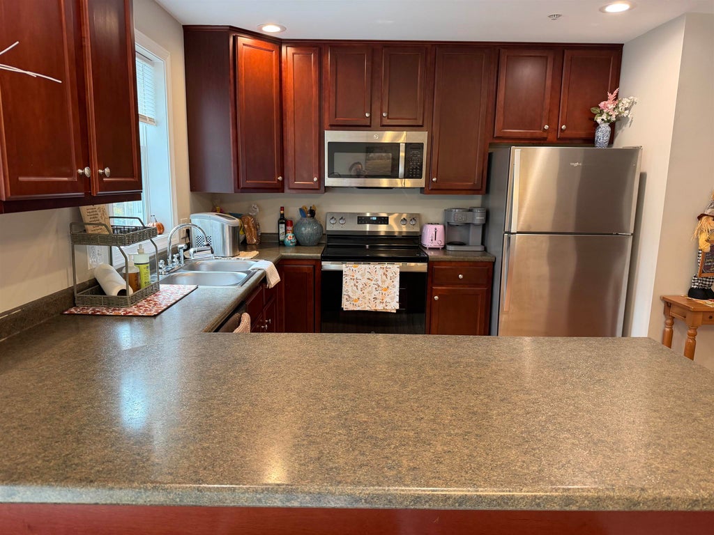Photo of 17 Centennial Drive, Dover, NH 03820 (MLS # 5114874)