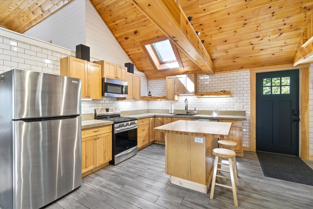 Photo of 18 Third Street, Windham, NH 03087 (MLS # 5093701)