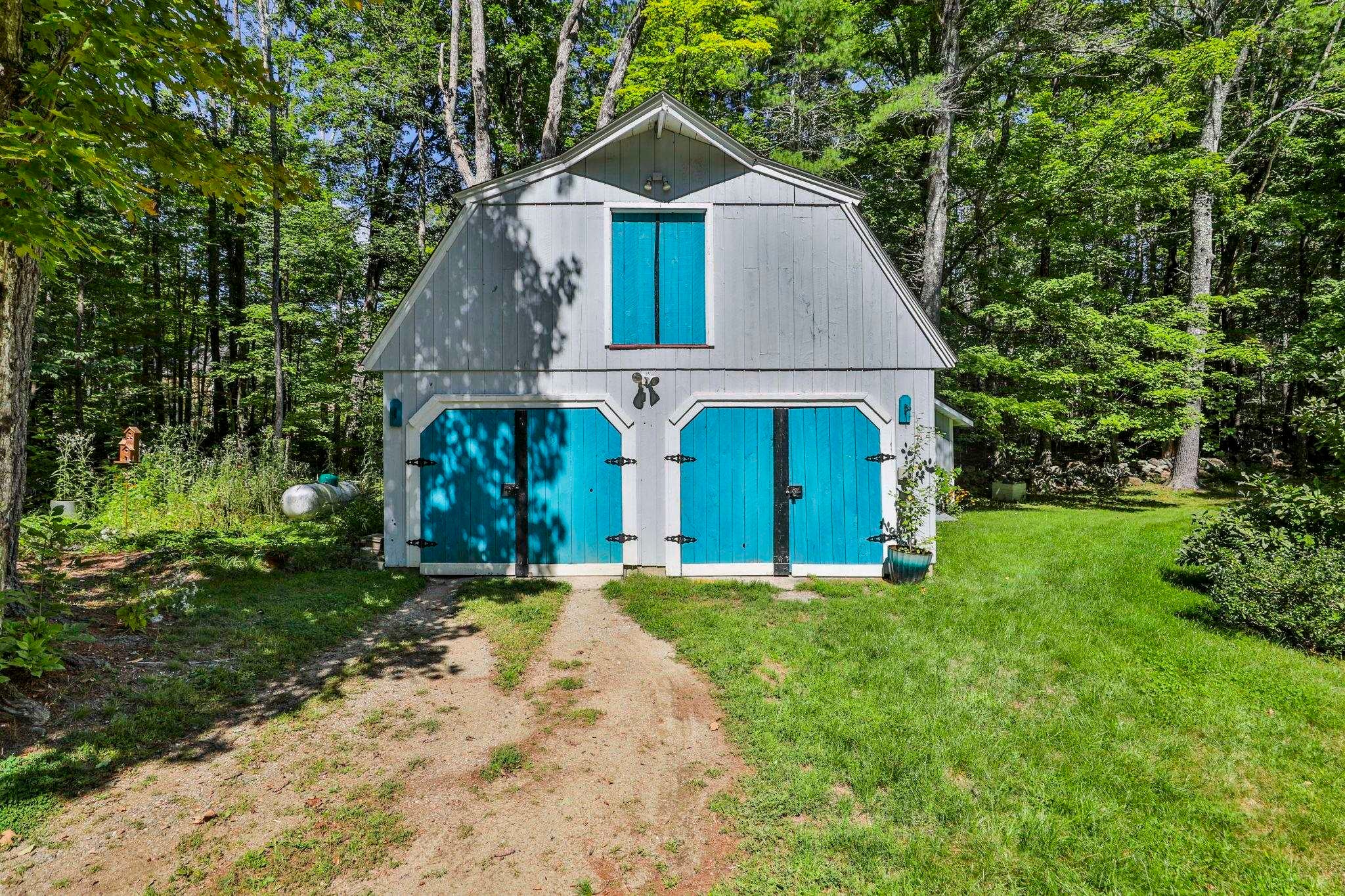 8 Putnam Hill Road