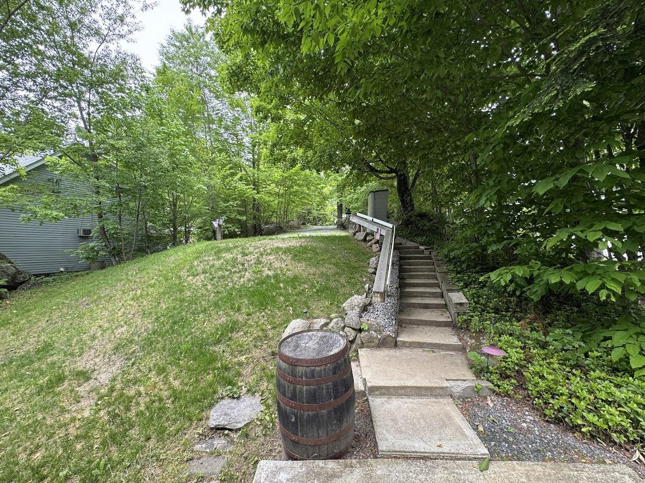 2167 Valley Road