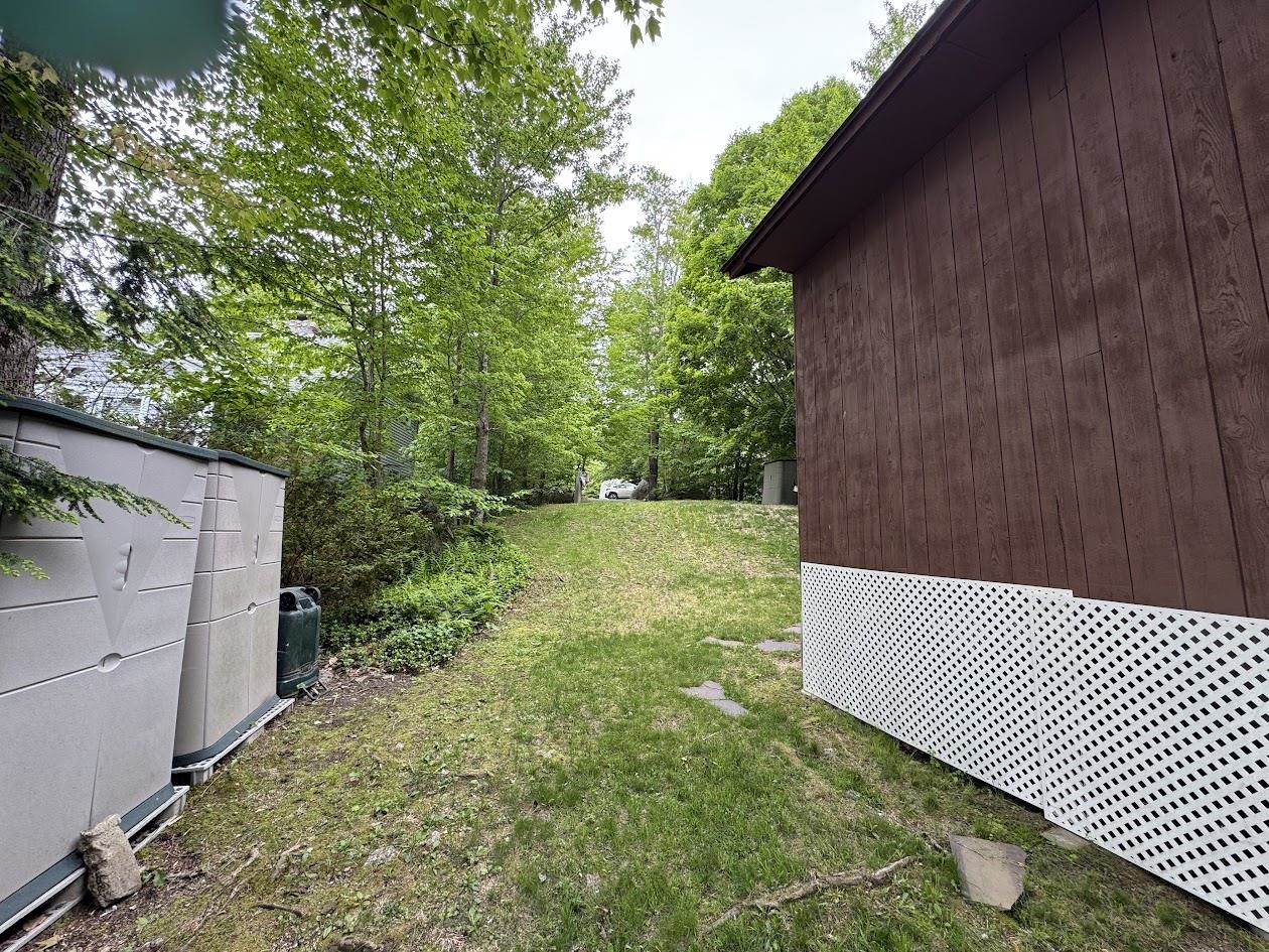 2167 Valley Road