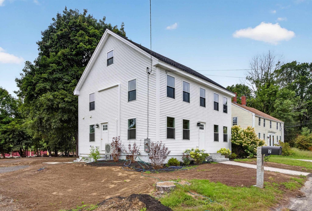 Photo of 7 Depot Road, East Kingston, NH 03287 (MLS # 5108330)