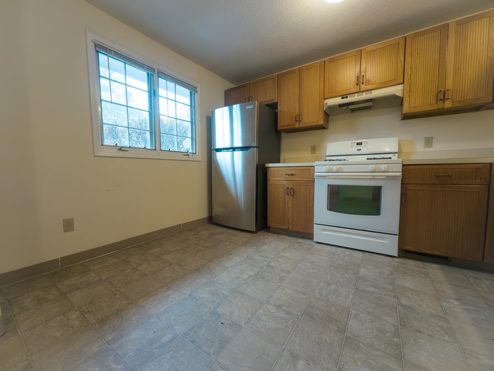 58 Merrimack Drive 44
