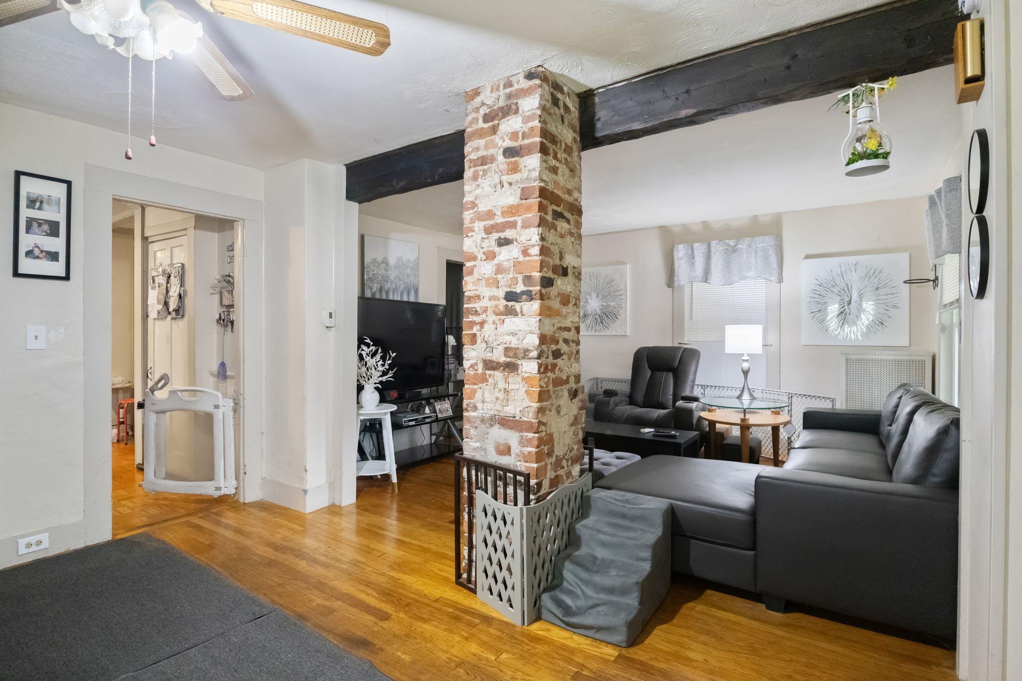 10 Sullivan Avenue