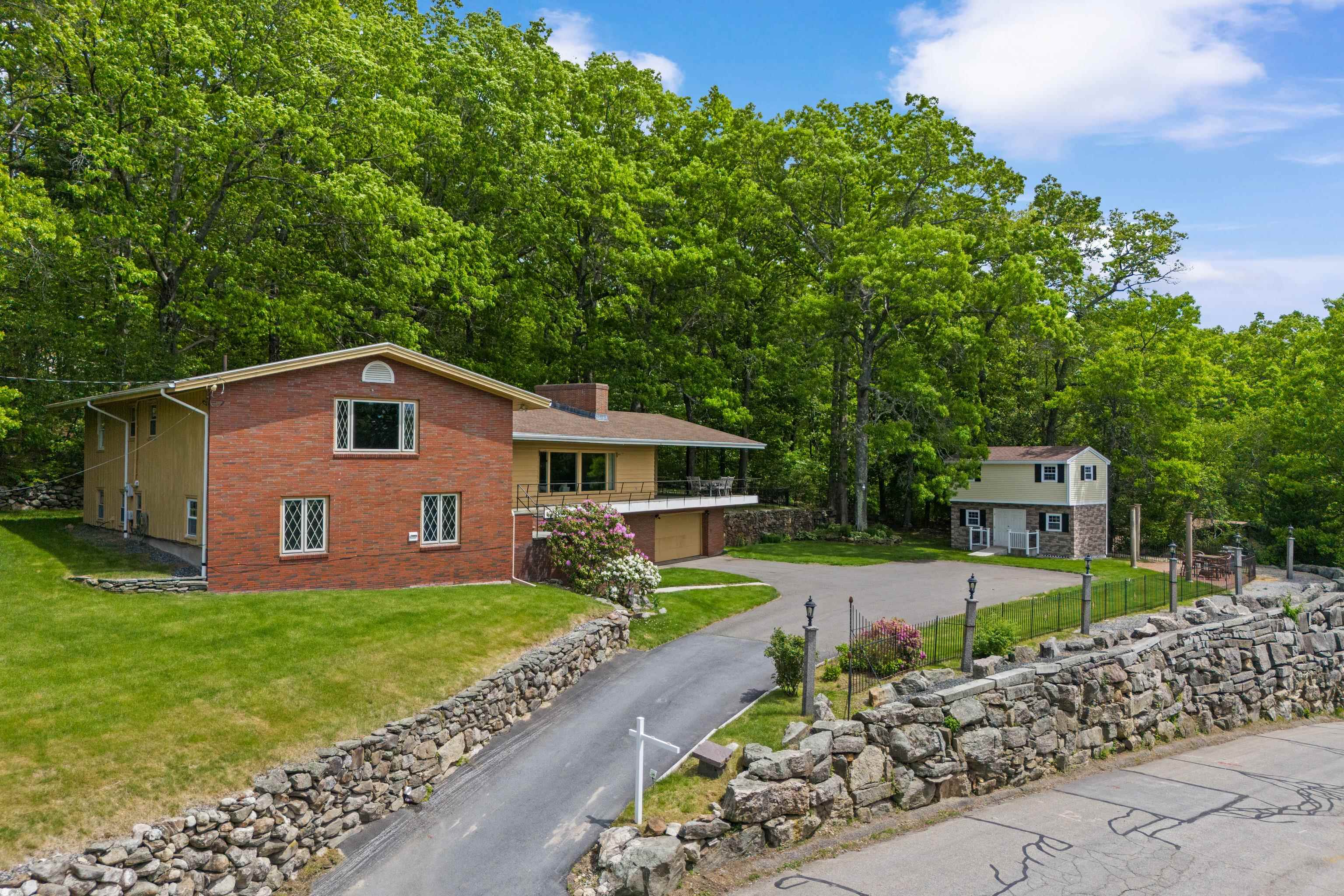 33 High Ridge Road