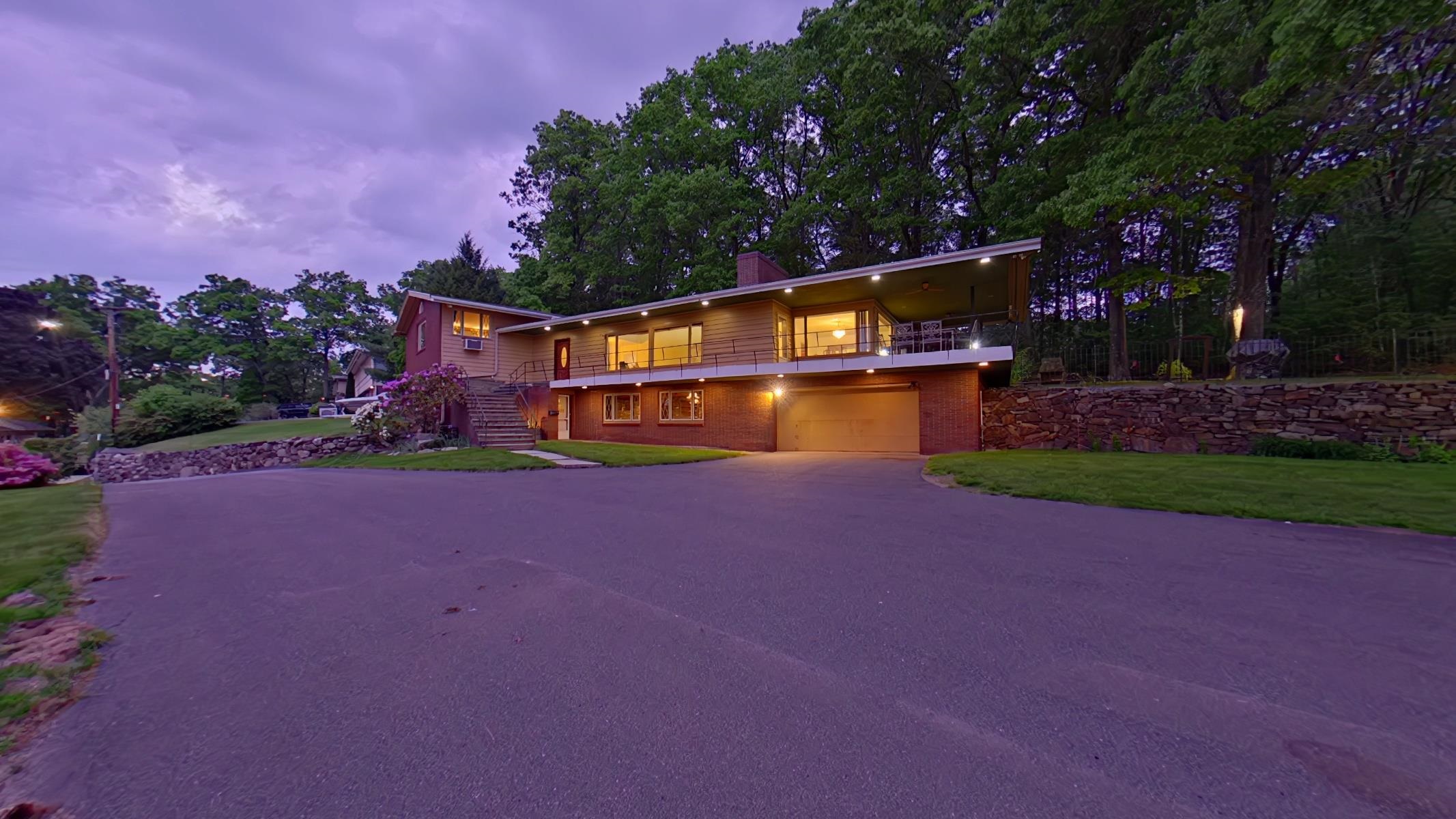 33 High Ridge Road