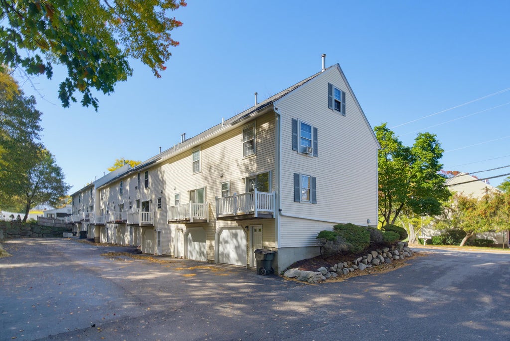 Photo of 45 Beech Hill Avenue #45, Manchester, NH 03103 (MLS # 5114825)