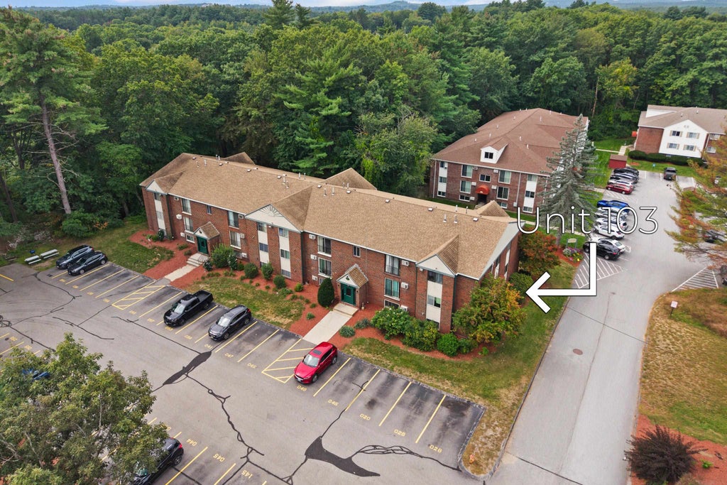 Photo of 121 English Village Road #103, Manchester, NH 03102 (MLS # 5109343)
