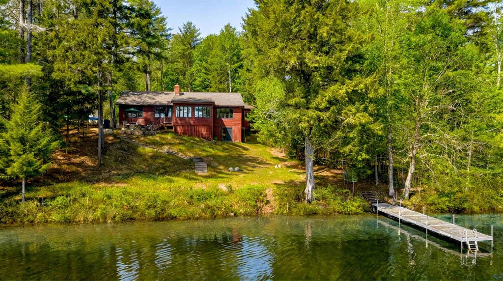 Photo of 1807 Little Sunapee Road, New London, NH 03257 (MLS # 5095970)