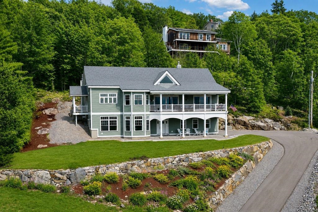 194 Chestnut Drive