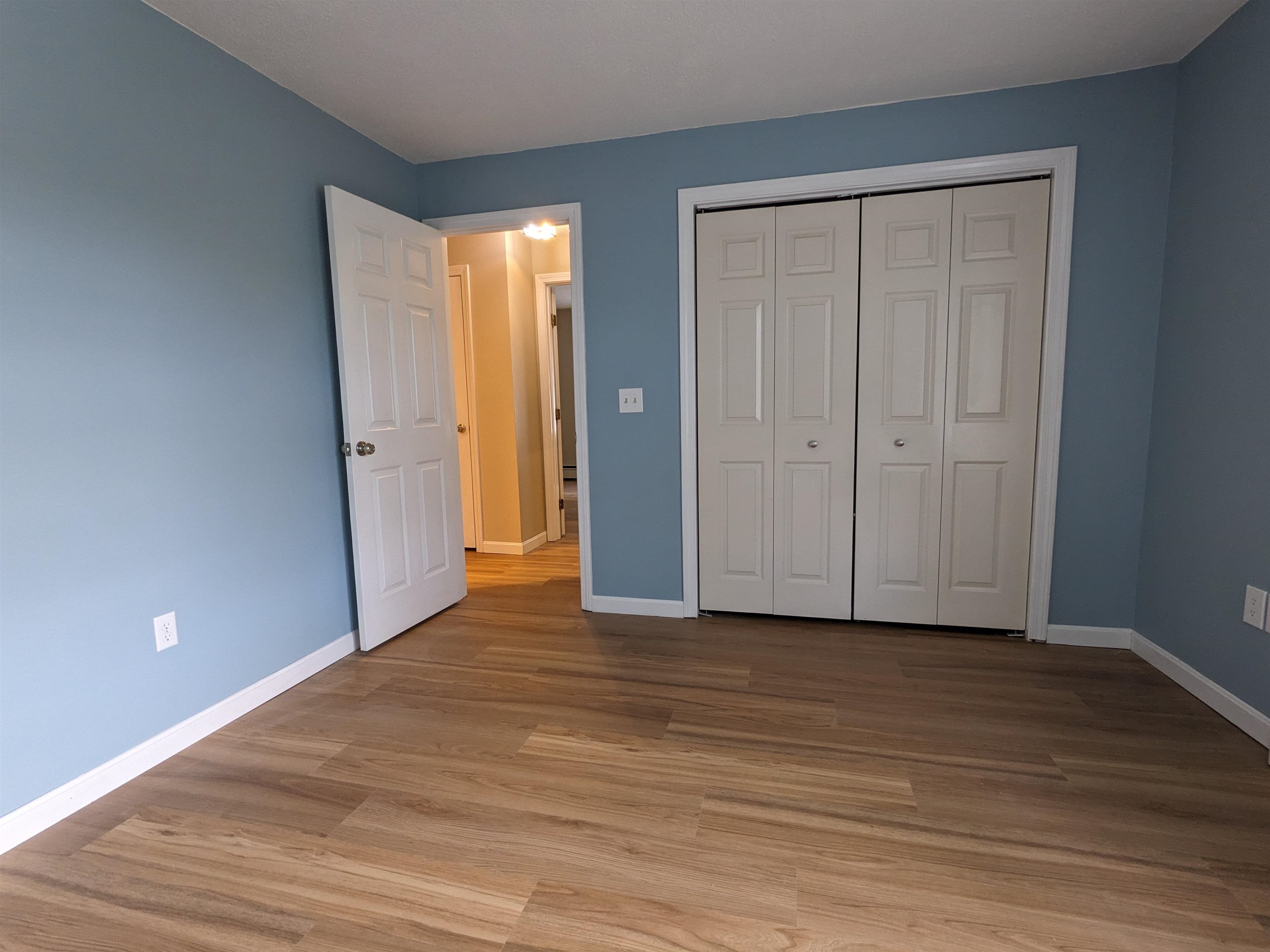 50 Brookside Drive N7