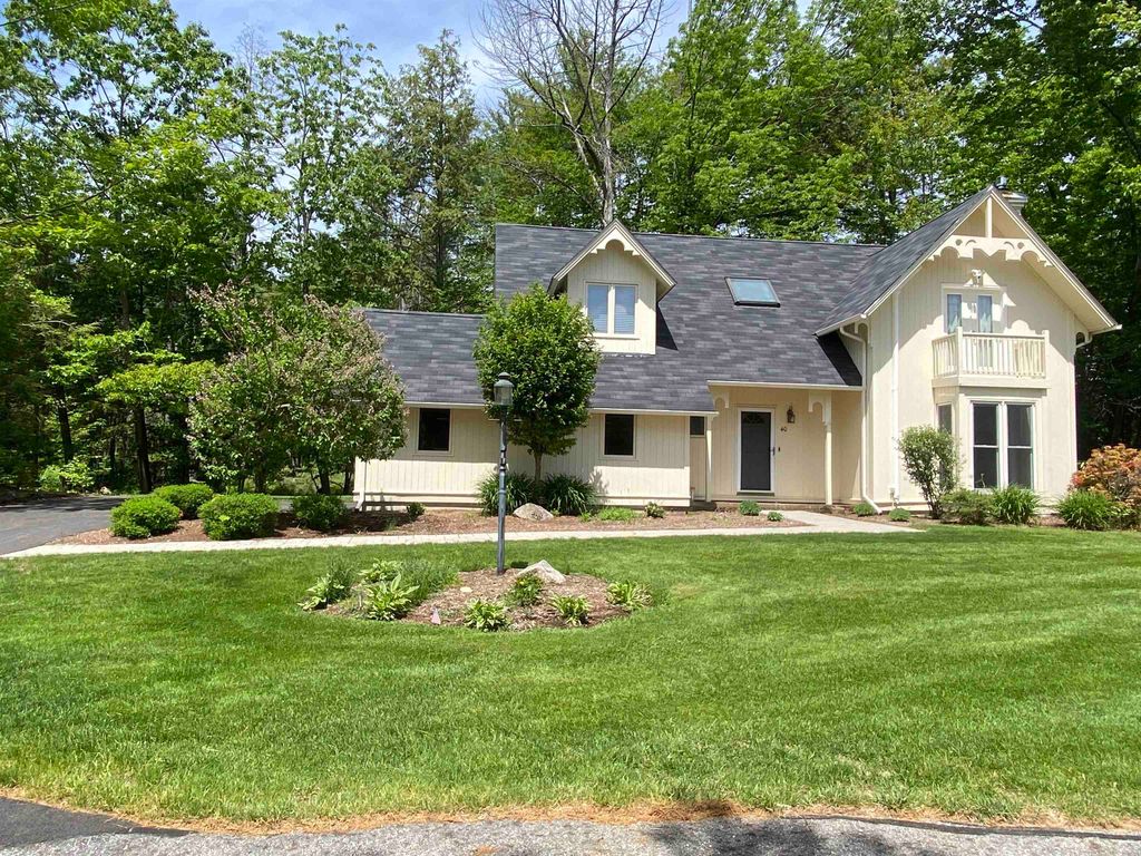 Photo of 40 Hampton Court, Laconia, NH 03246 (MLS # 5091378)