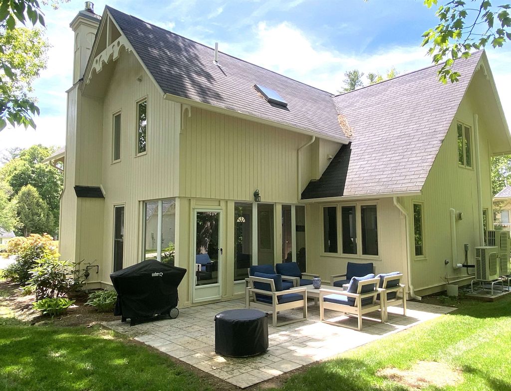 Photo of 40 Hampton Court, Laconia, NH 03246 (MLS # 5091378)