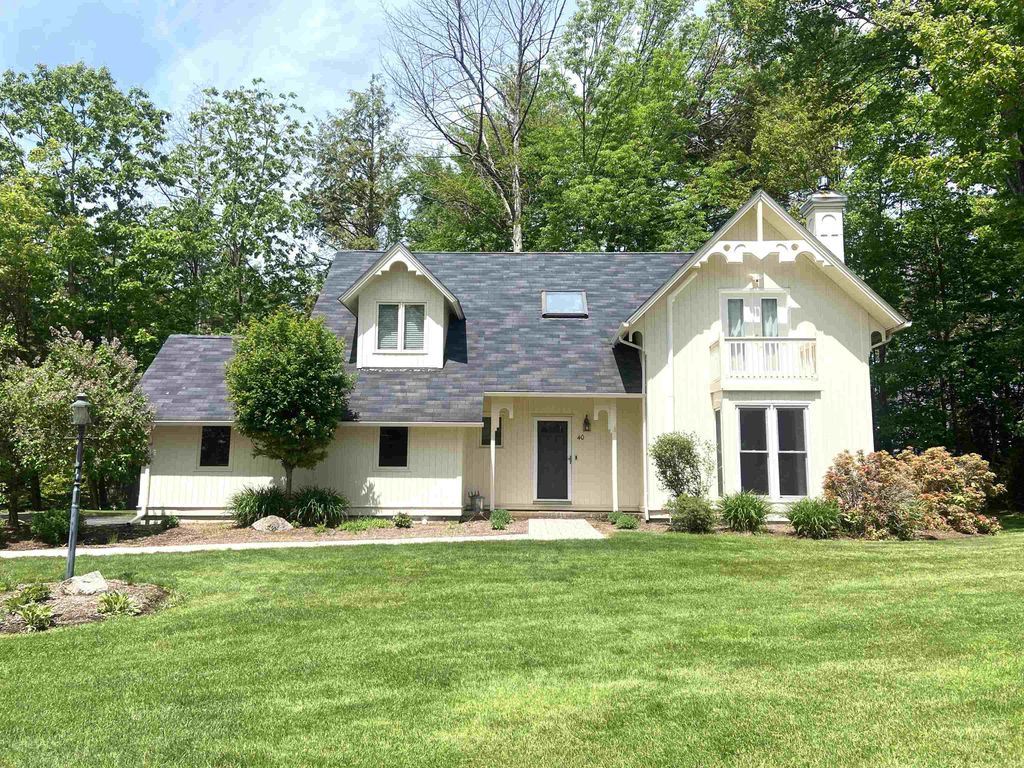 Photo of 40 Hampton Court, Laconia, NH 03246 (MLS # 5091378)