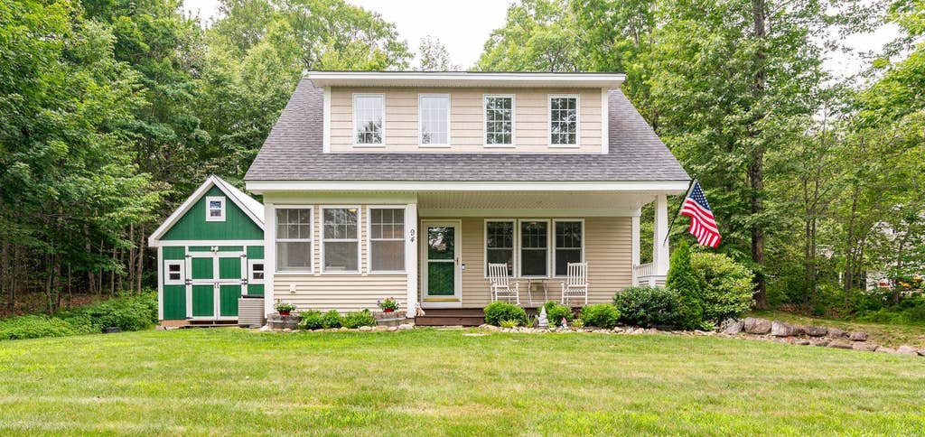 Photo of 94 High Meadows Drive, Deerfield, NH 03037 (MLS # 5098406)