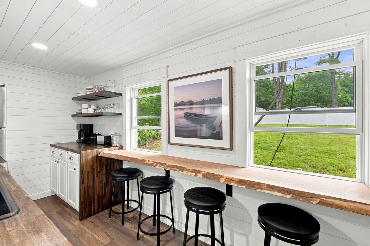 10 Silver Lake Drive