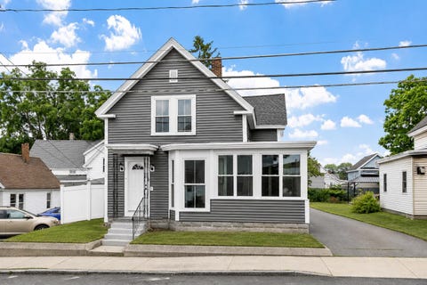 Photo of 98 Vine Street, Nashua, NH 03060 (MLS # 5099012)