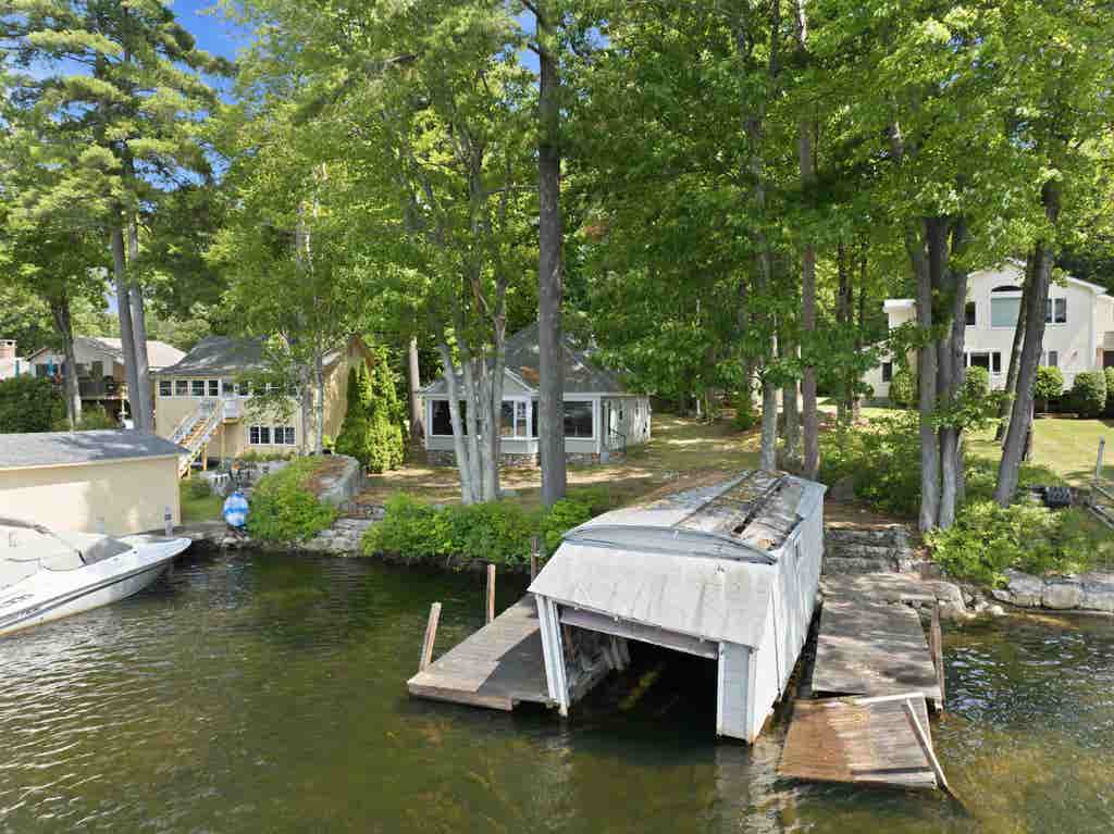 Photo of 19 Smith Cove Road, Gilford, NH 03249 (MLS # 5104864)