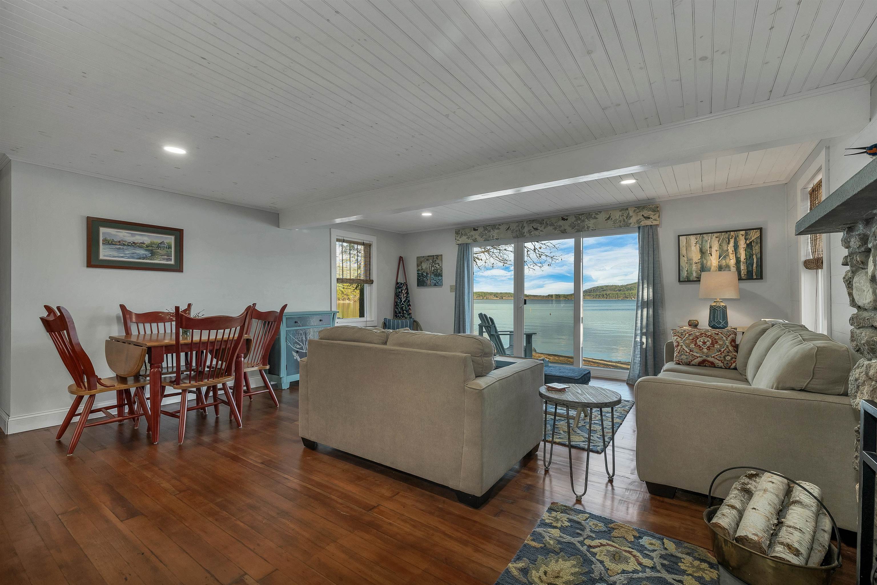 31 Lake Shore Drive