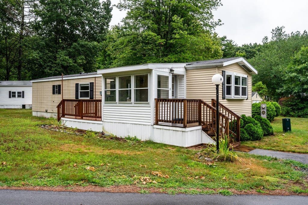Photo of 3 Checkerberry Court, Rochester, NH 03867 (MLS # 5103452)