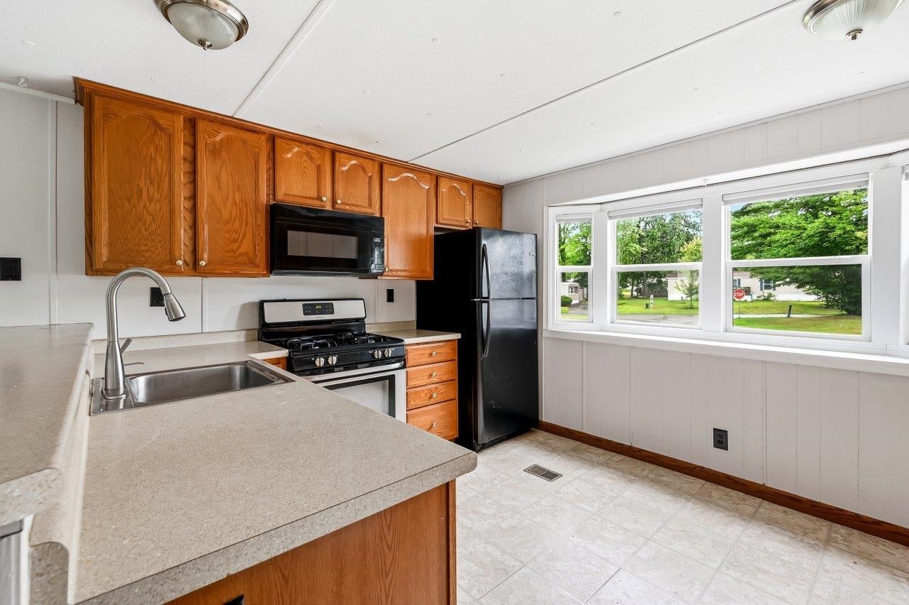 3 Checkerberry Court