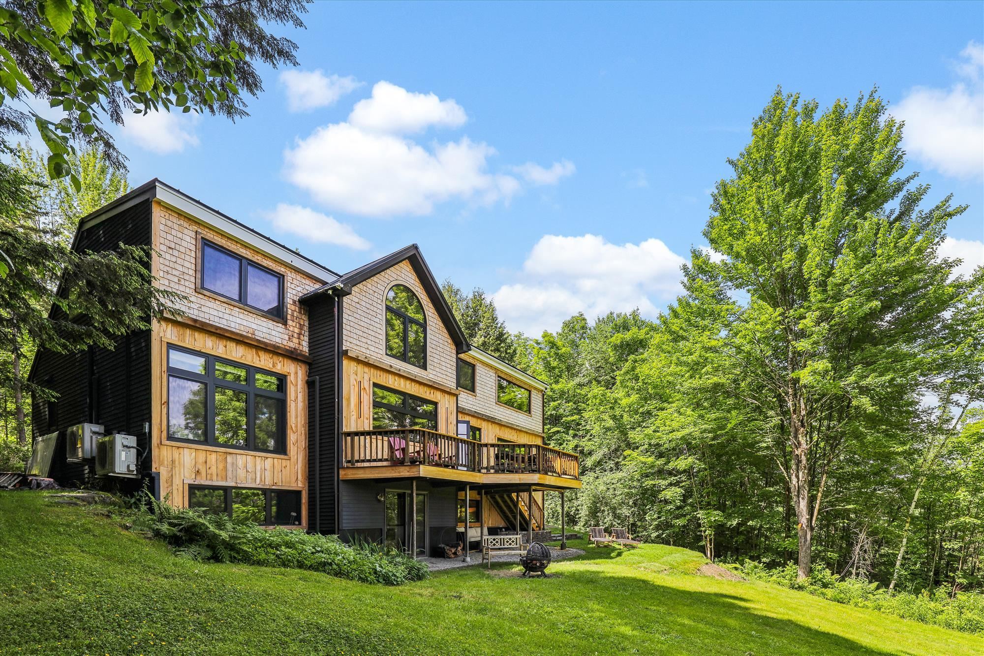 654 Moulton Lane