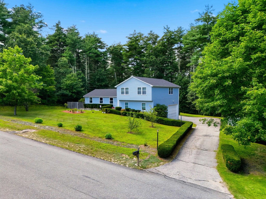 Photo of 7 Twin Street, Windham, NH 03087 (MLS # 5107088)