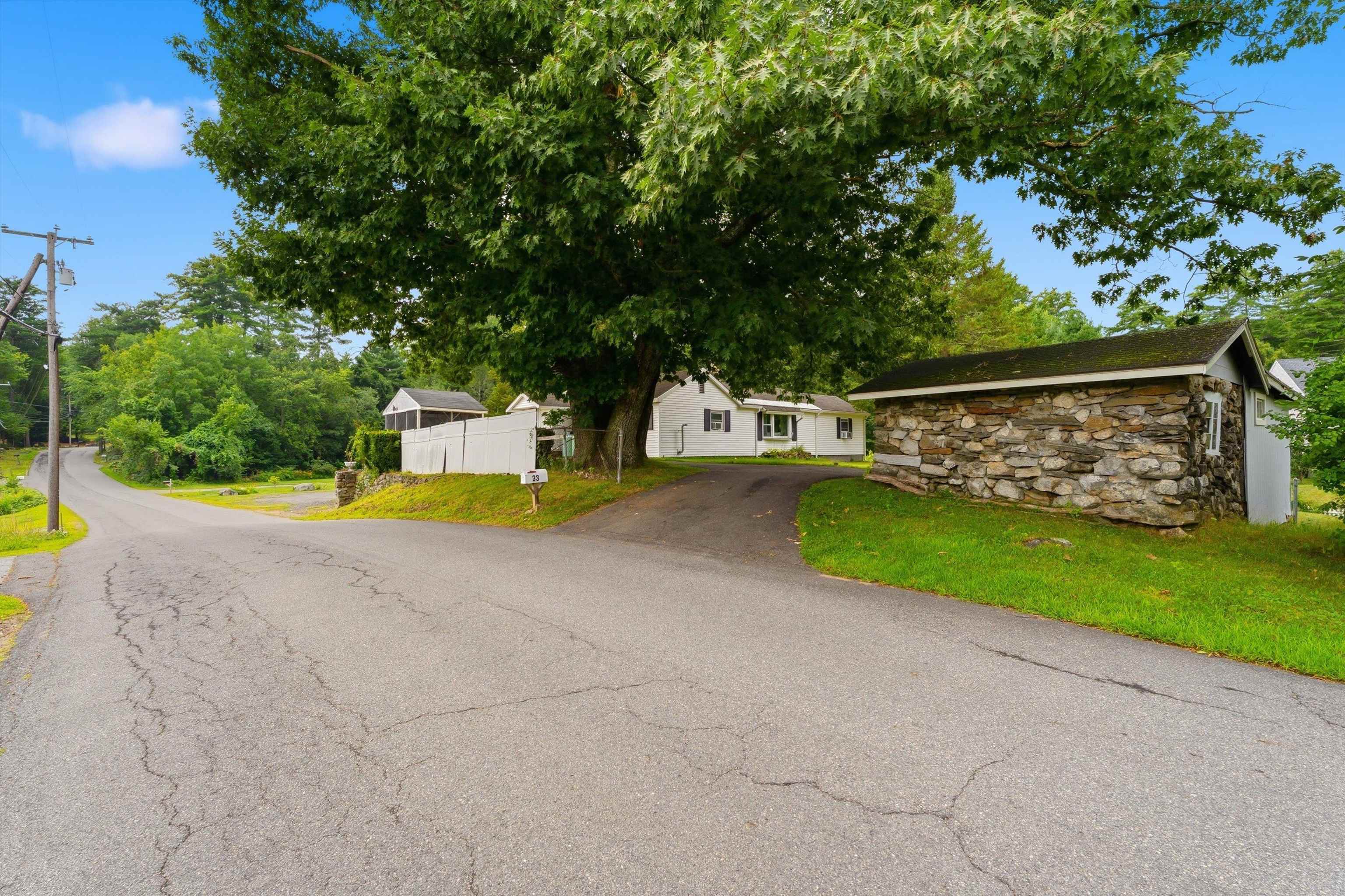 33 Beacon Hill Road