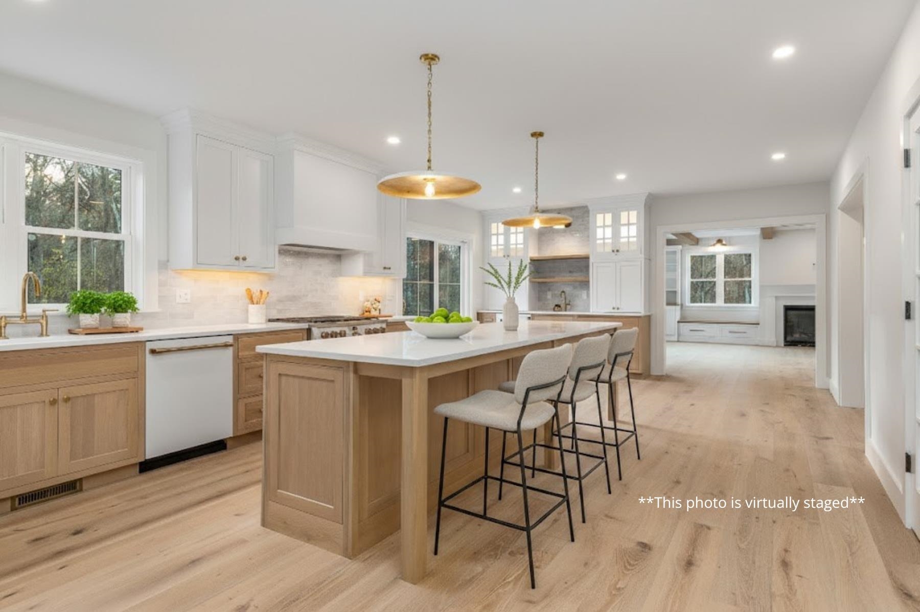 12-4 Wentworth Drive 12-4
