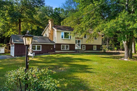 Photo of 9 Brook Road, Litchfield, NH 03052 (MLS # 5110372)