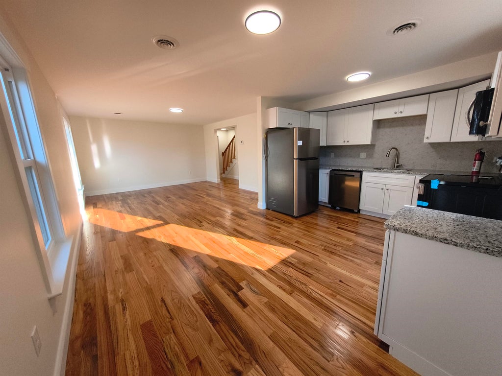 Photo of 386 Union Avenue #Unit 3, Laconia, NH 03246 (MLS # 5074877)