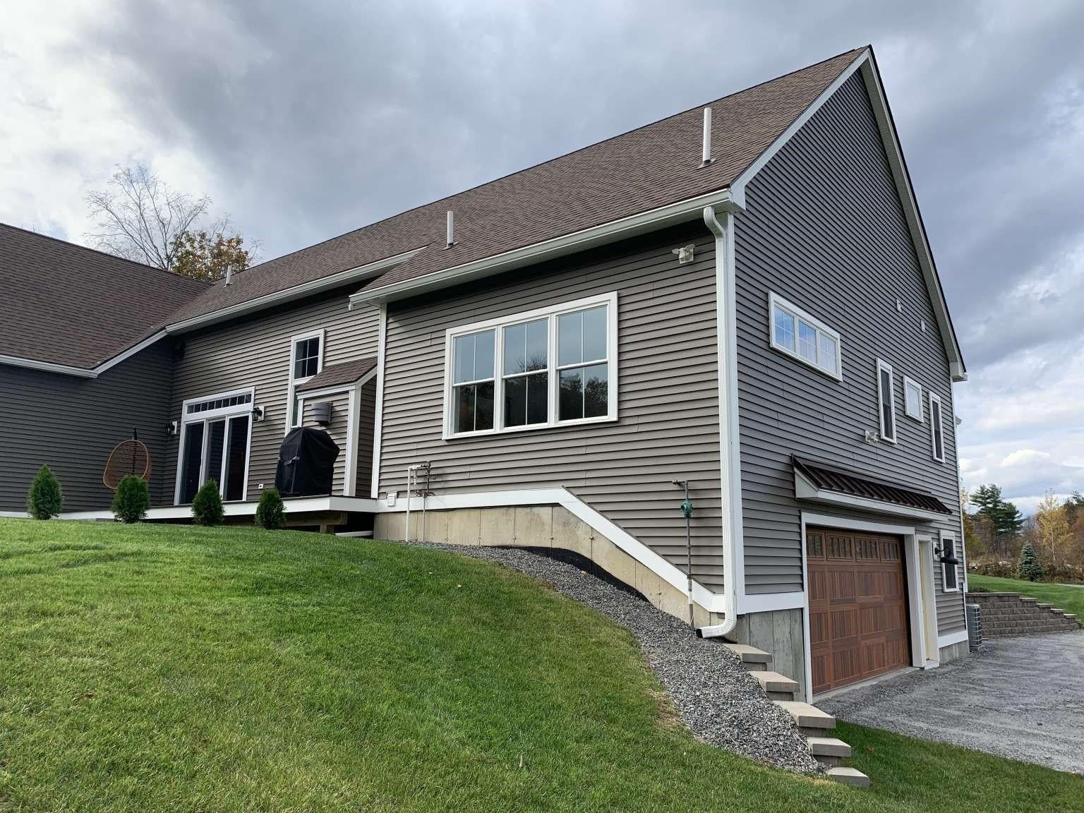 3 Labrador Lane