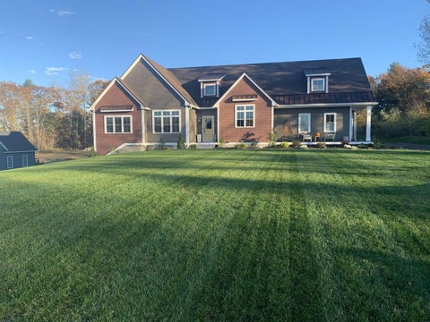 Photo of 3 Labrador Lane, Hampstead, NH 03841 (MLS # 5101753)