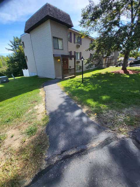 Photo of 9 Treetop Circle #21, Laconia, NH 03246 (MLS # 5073135)
