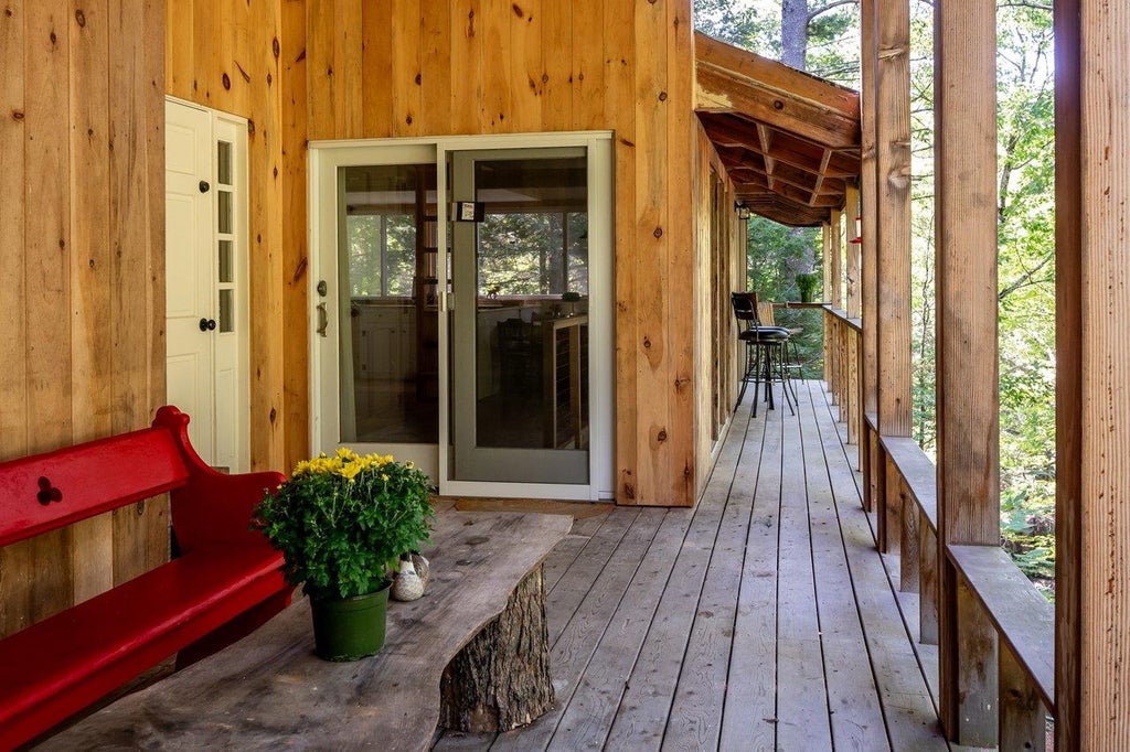 Photo of 217 Greenhill Road, Barrington, NH 03825 (MLS # 5107606)