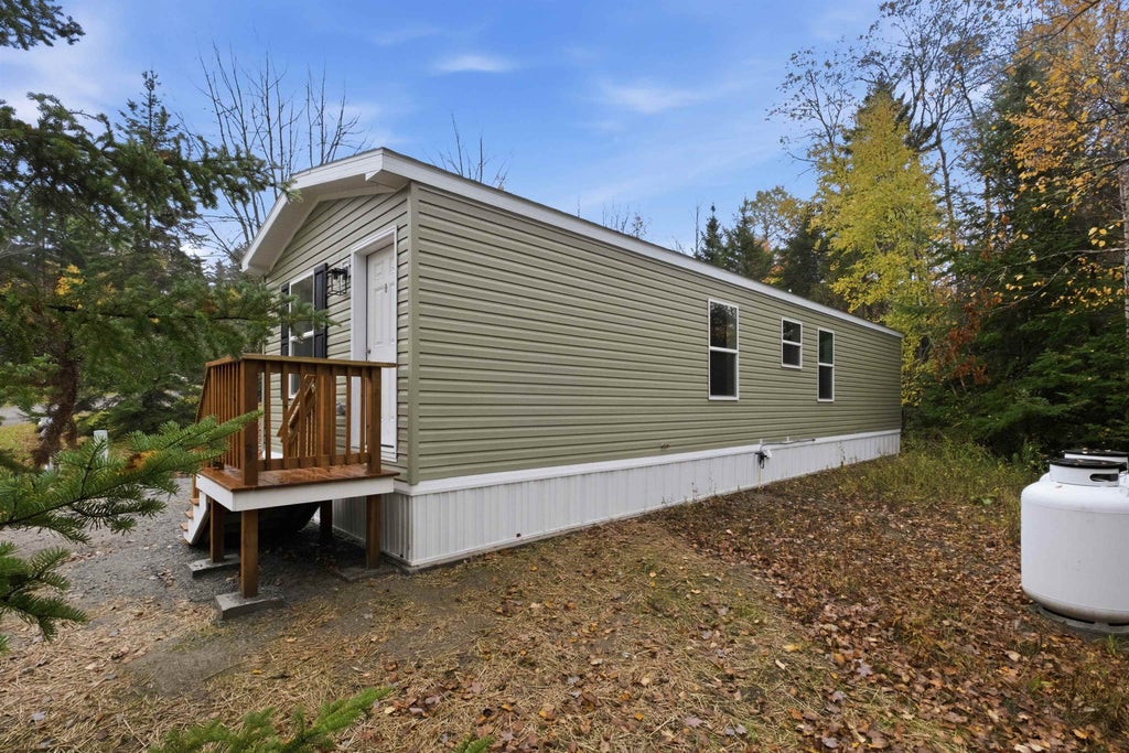 Photo of 28 Okane Circle, Bethlehem, NH 03574 (MLS # 5114852)