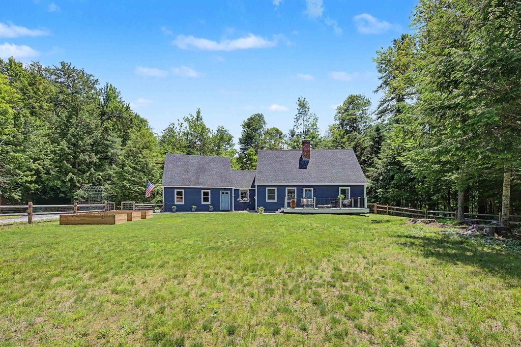 Photo of 10 Twin Birch Lane, Sunapee, NH 03782 (MLS # 5096498)