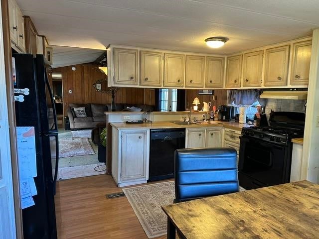 Photo of 9 Mildred Avenue, Raymond, NH 03077 (MLS # 5115050)