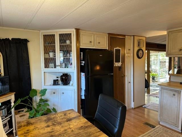 9 Mildred Avenue