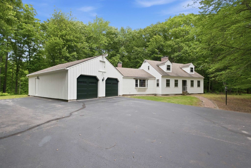 Photo of 125 Lee Road, Moultonborough, NH 03254 (MLS # 5096191)