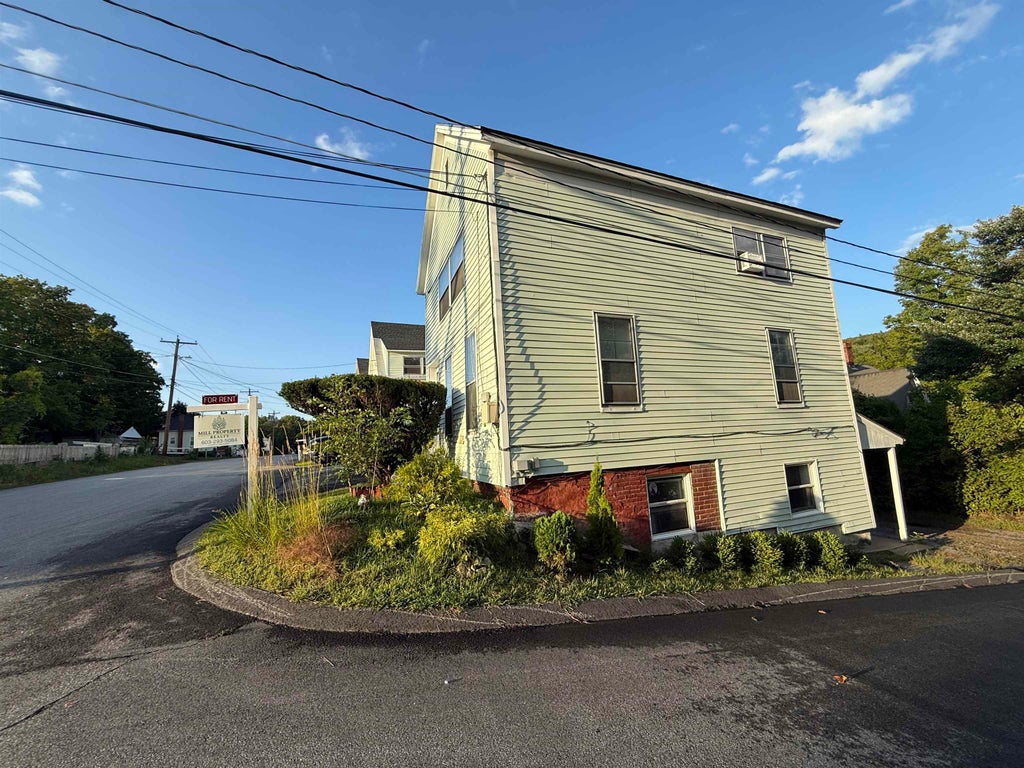 Photo of 19 Pleasant Street #5, Ashland, NH 03217 (MLS # 5109419)