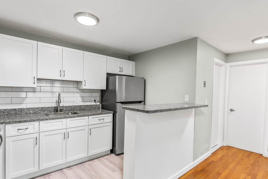 Photo of 1 Elaine Street #31, Hampton, NH 03842 (MLS # 5102317)