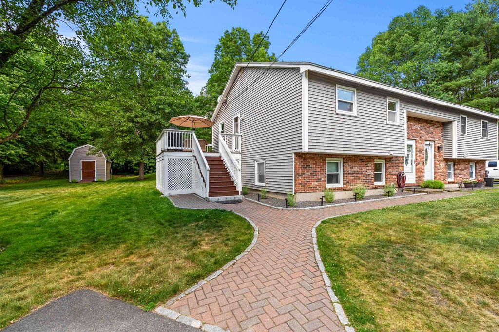 Photo of 34 Tallant Road, Pelham, NH 03076 (MLS # 5096226)