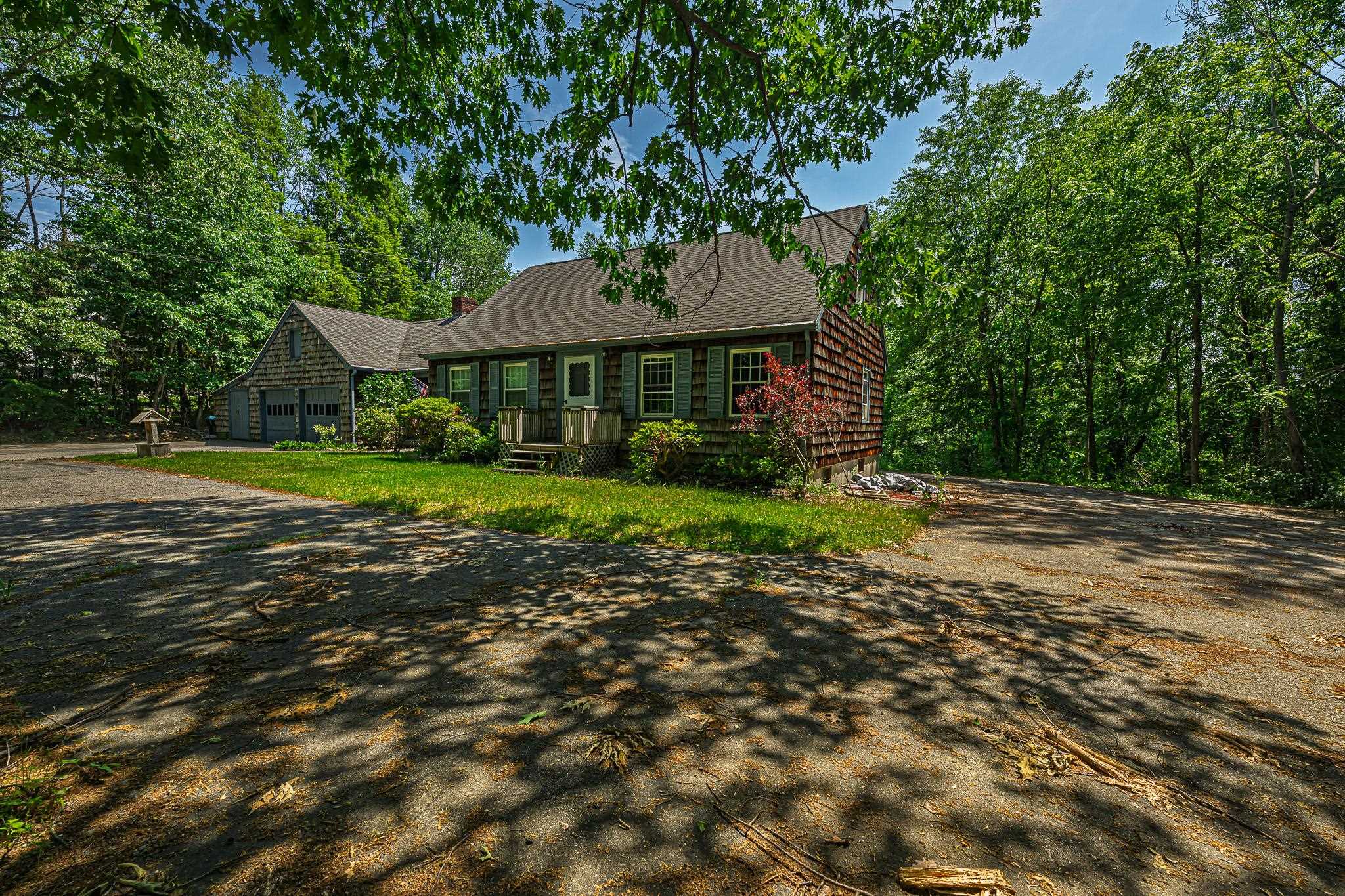 7 Squamscott Road