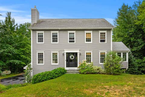 Photo of 143 Ridgetop Lane, Henniker, NH 03242 (MLS # 5105746)