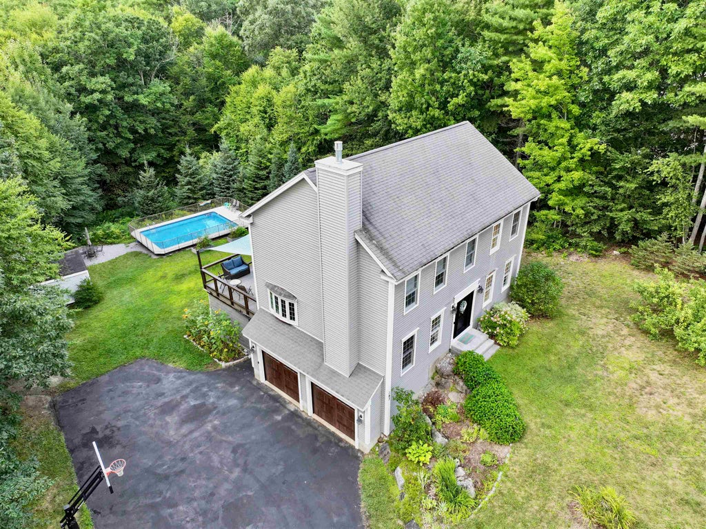 Photo of 143 Ridgetop Lane, Henniker, NH 03242 (MLS # 5105746)