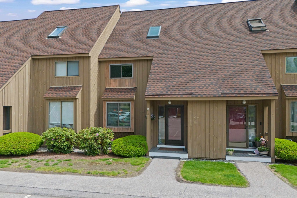 Photo of 4 Clinton Court, Merrimack, NH 03054 (MLS # 5092166)