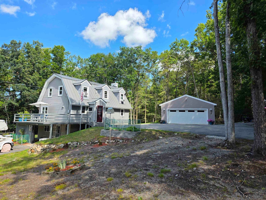 Photo of 26 Mountain View Terrace, Wakefield, NH 03872 (MLS # 5107596)